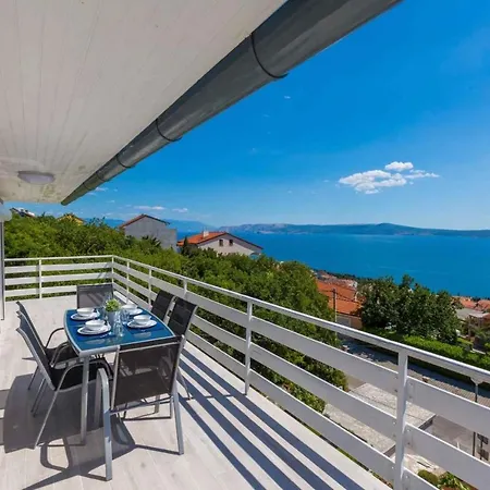 In 39059 Apartament Crikvenica
