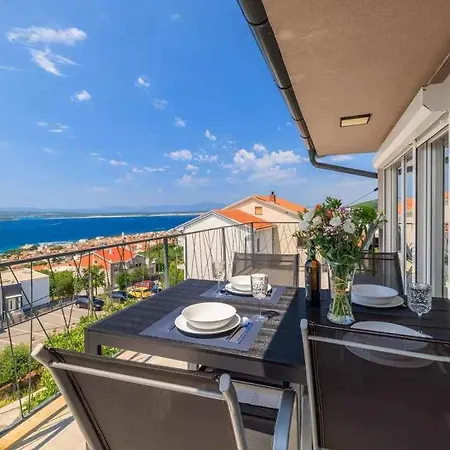 In 39059 * Crikvenica