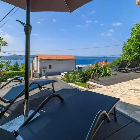 Apartmán In 39059 *