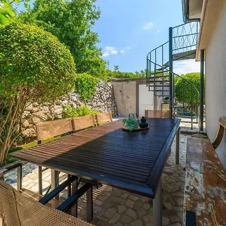 Apartment In 39059 Crikvenica