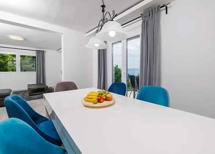 Appartamento In 39059 *